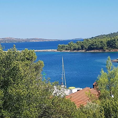 Extra Spacious Seaview Apartments Close To The Beach, With Large Terraces And Free Wi-Fi & Ac & Bbq & Parking Space Sali Exterior foto